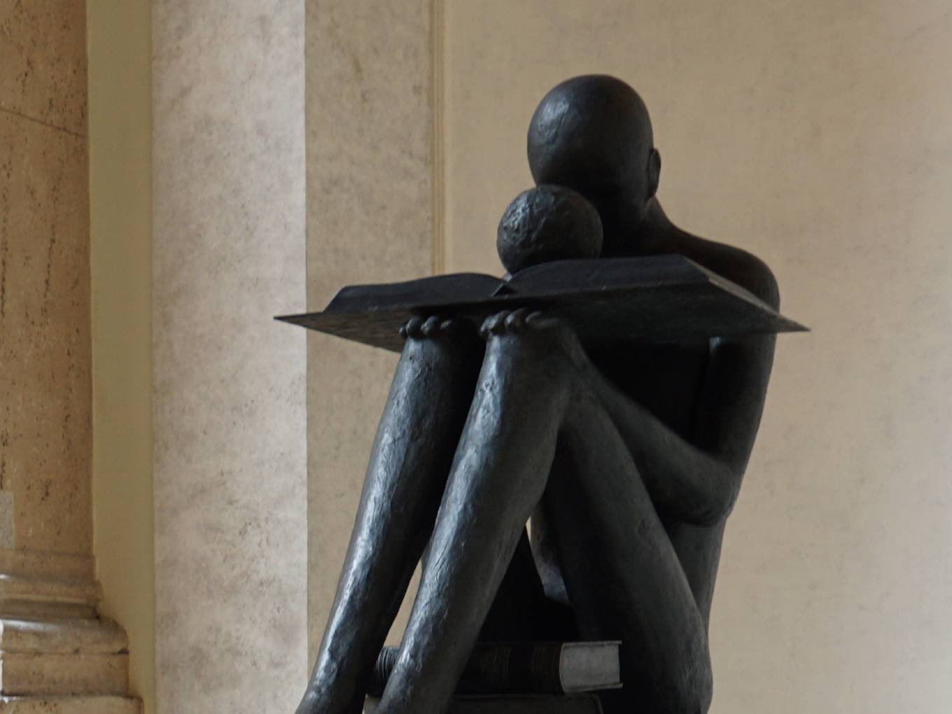 Mantieni il silenzio, Iniziato!